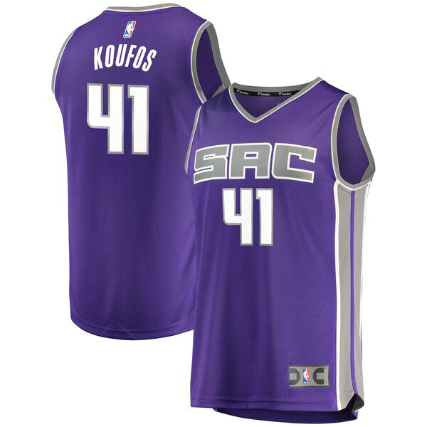 Camiseta baloncesto Kosta Koufos 41 Road Replica Player Púrpura Sacramento Kings Hombre