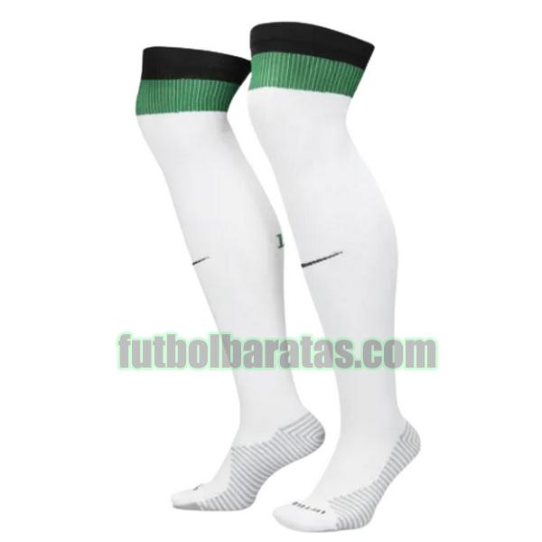 calcetines liverpool 2023 2024 blanco verde segunda