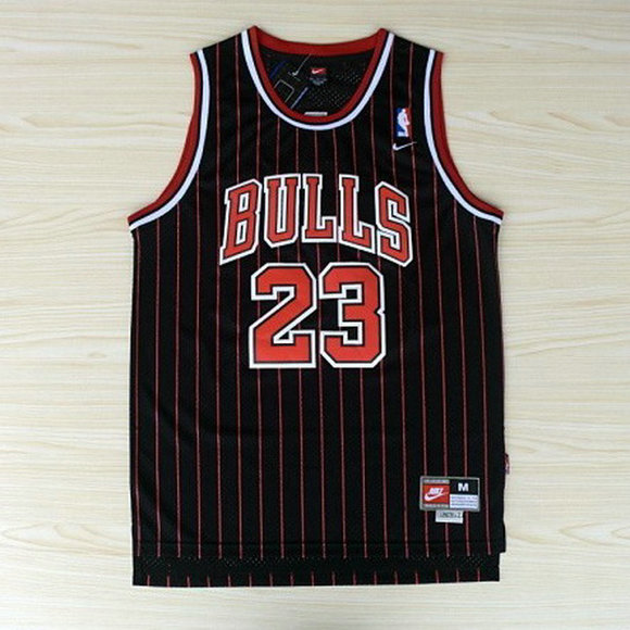 camiseta Michael Jordan 23 chicago bulls retro tira