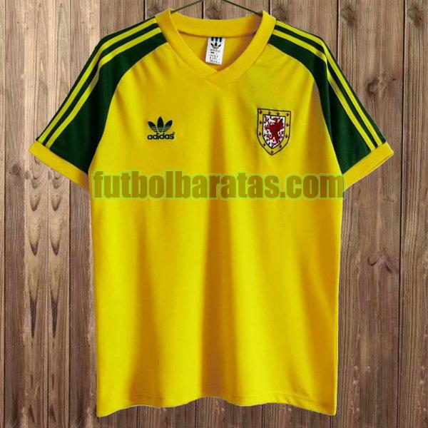 camiseta galles 1982 amarillo segunda