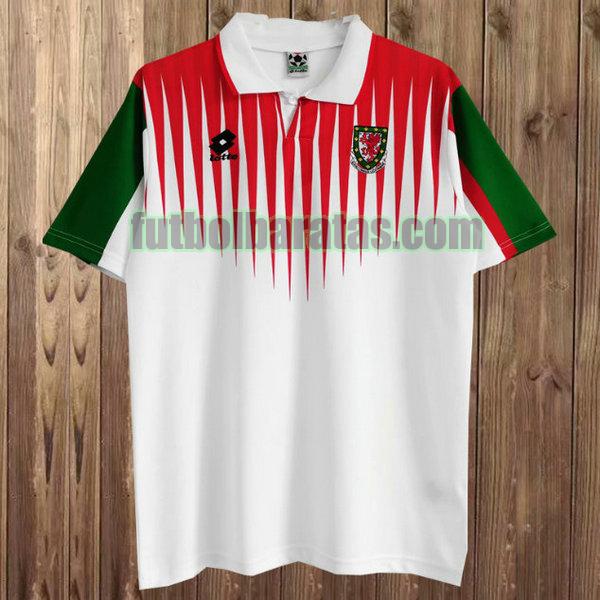 camiseta galles 1994-1996 blanco segunda